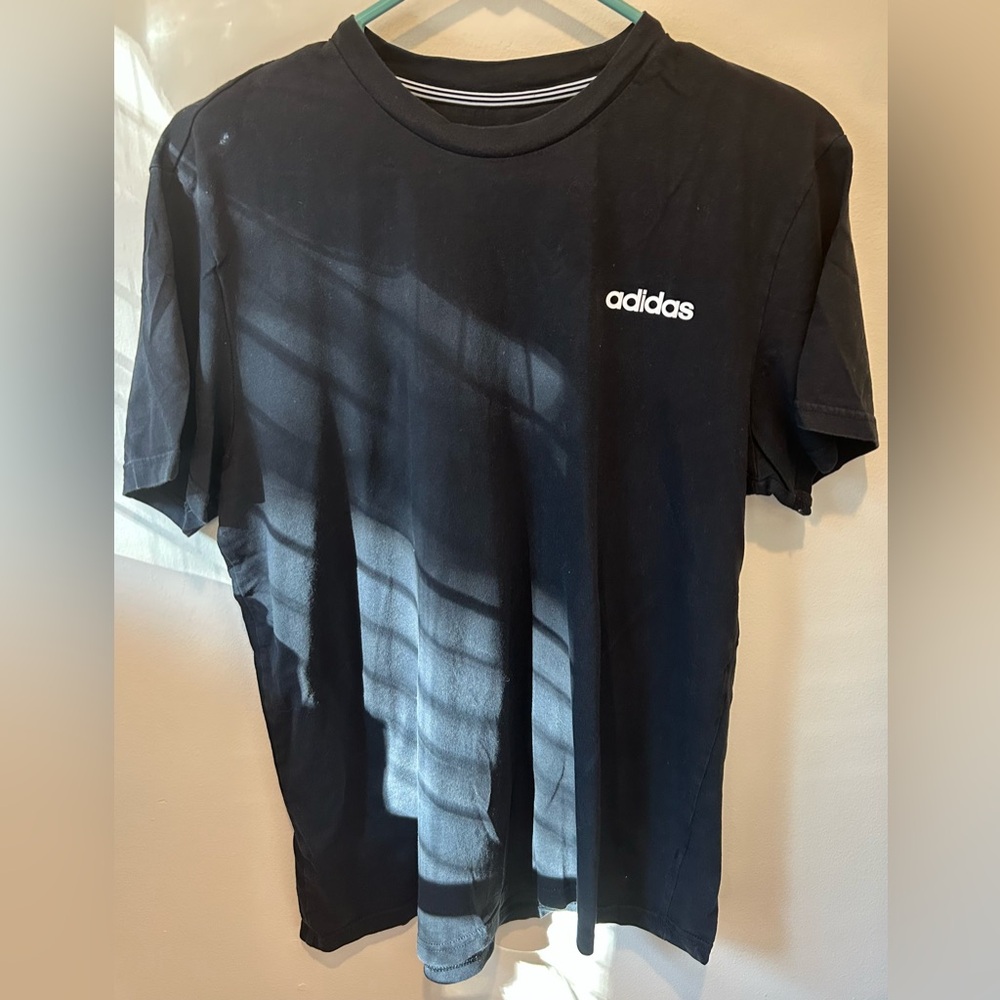 *like new*Adidas Black Short Sleeve Tee size Large